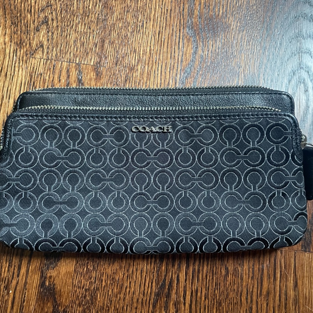 Coach Pouch with two zippers